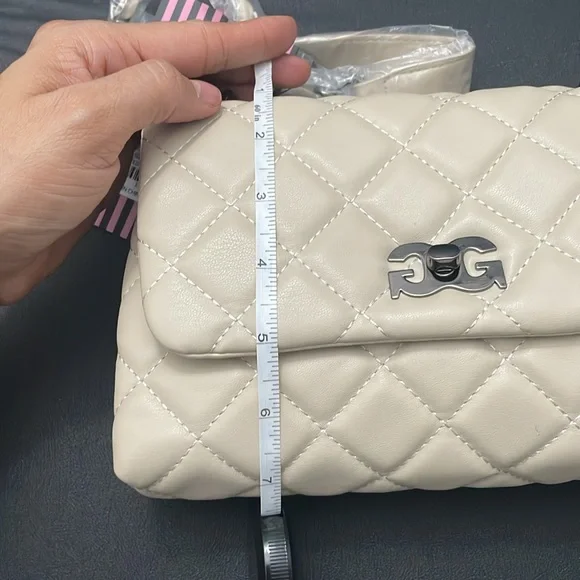 GILDA PARIS Quilted Crossbody Bag - Picture 8 of 8